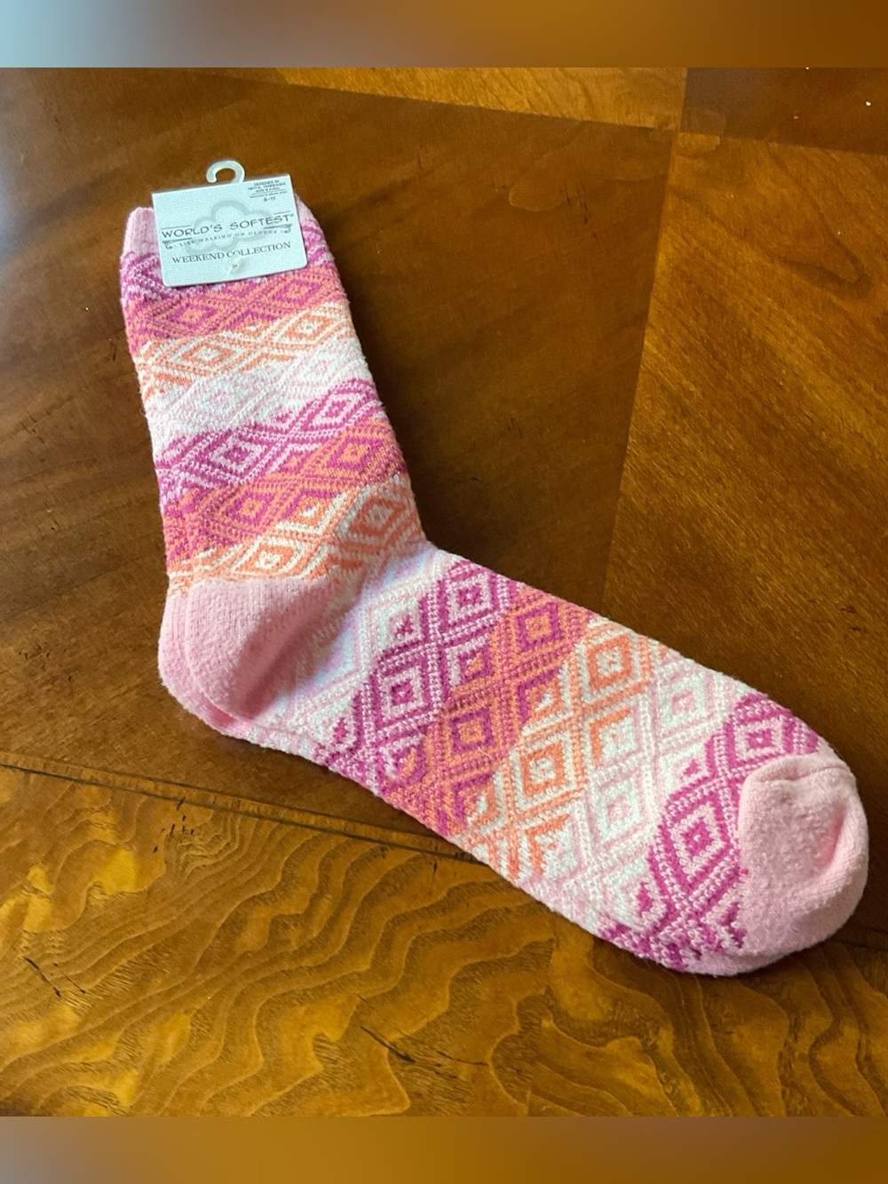 World’s Softest Socks Diamond Patterned Pink, Orange White Weekend Collection